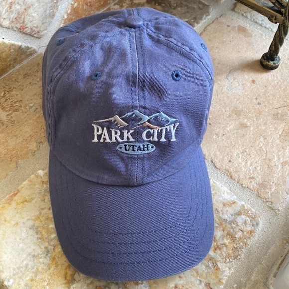 Park City, Utah - Adjustable Hat Cap. Brand - “American dry goods”. One size - Picture 1 of 6